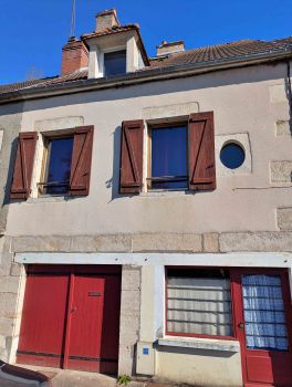 EN EXCLUSIVITE, Maison rénovée sur 4 niveaux avec terrasse à Clamecy photo 10