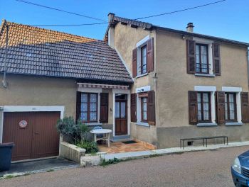 Maison avec jardinet et dépendance à rénover à MERRY SUR YONNE photo 4